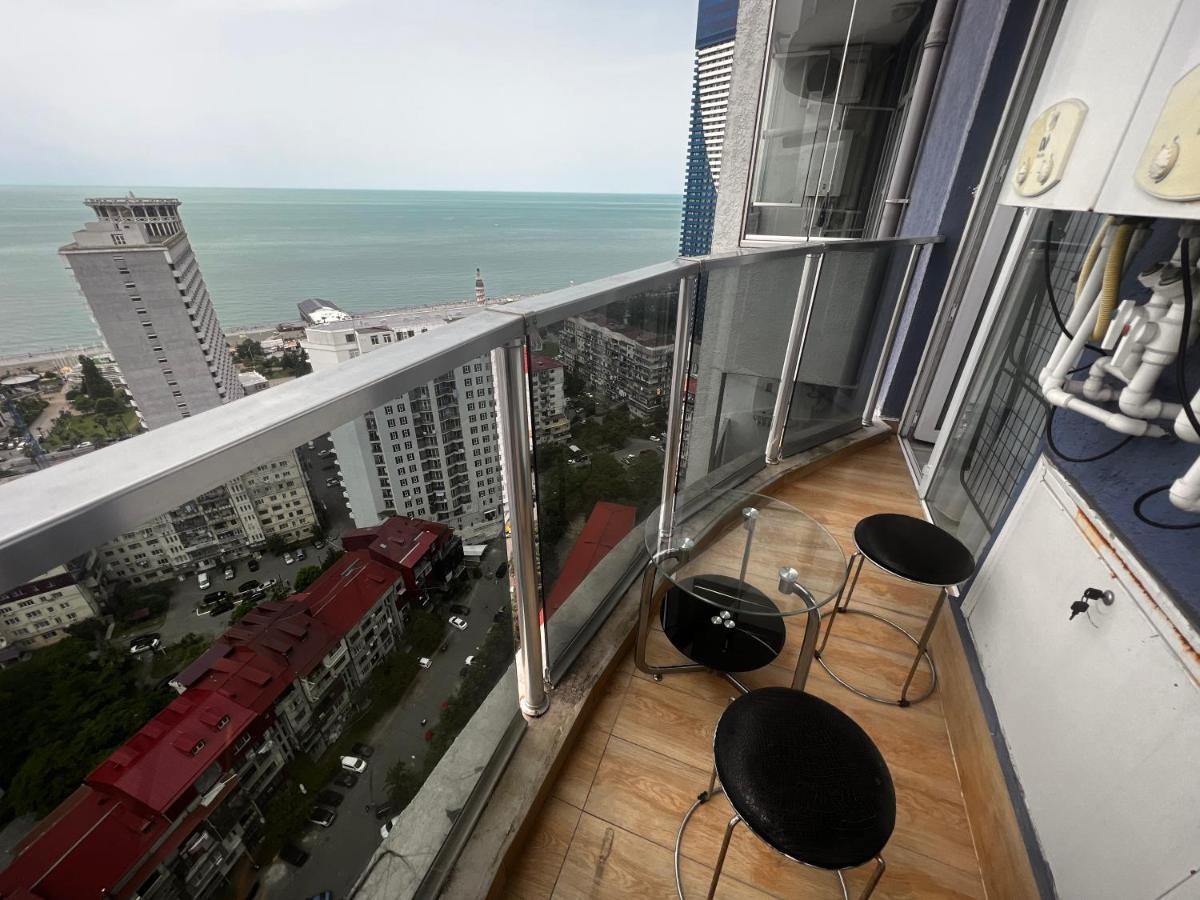 27 Floor Apartments Batumi Exterior foto
